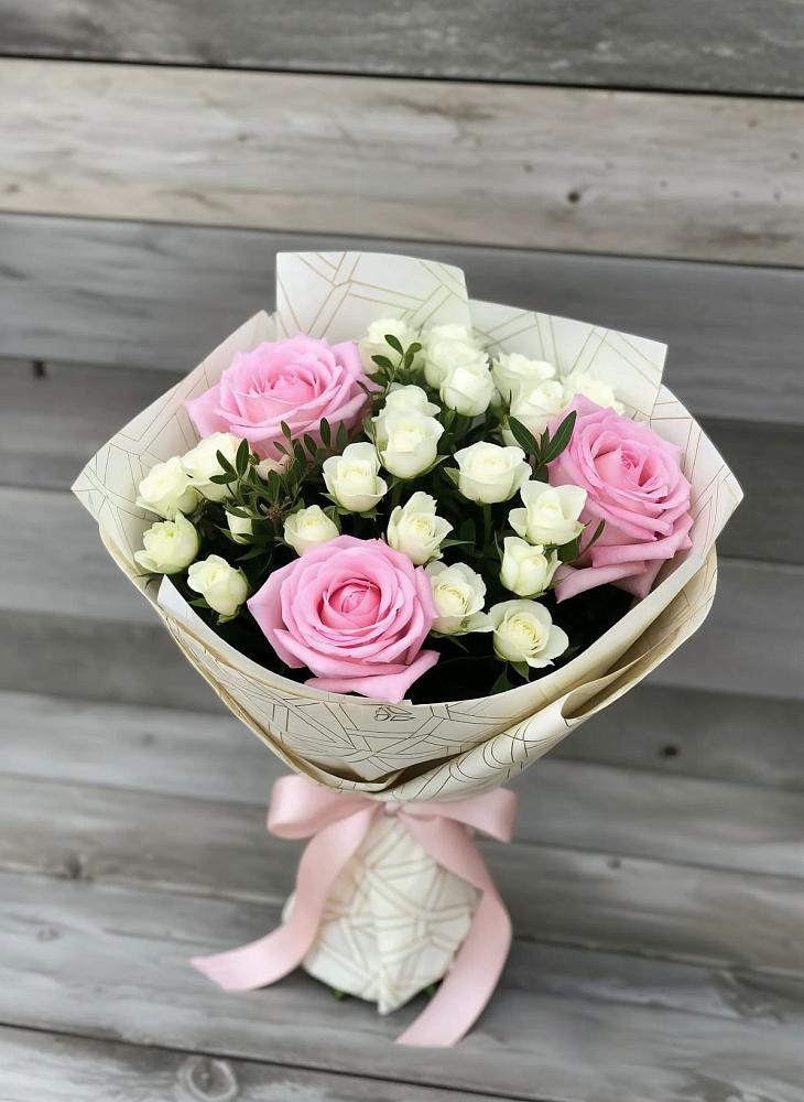 Букет цветов из: Розы в Подстепки