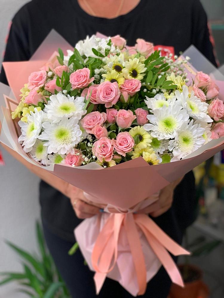 Букет цветов из: Розы и Хризантемы в Подстепки