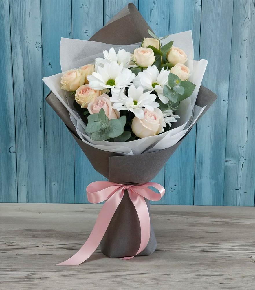 Букет цветов из: Хризантемы и Розы в Подстепки