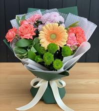 Букет цветов из:  Гвоздики, Розы, Герберы и Хризантемы в Подстепки