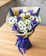 Букет цветов из:  Розы, Ирисы и Хризантемы в Подстепки