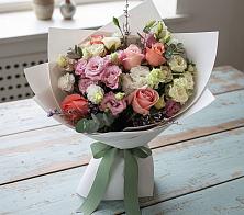 Букет цветов из:  Розы, Лизиантусы и Гвоздики в Подстепки