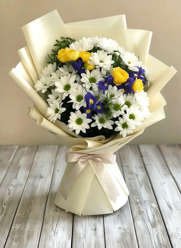 Букет цветов из: Ирисы, Хризантемы и Розы в Подстепки