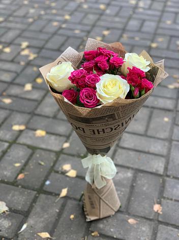 Букет цветов из: Розы в Подстепки